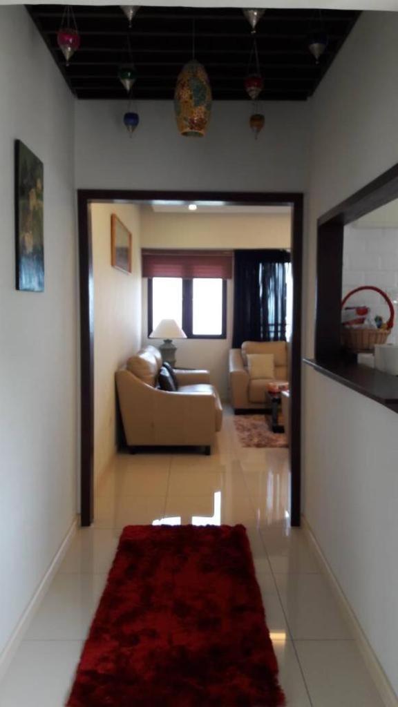 Susie'S Resort Seaview Suites At Sri Sayang باتو فيرينغي المظهر الخارجي الصورة