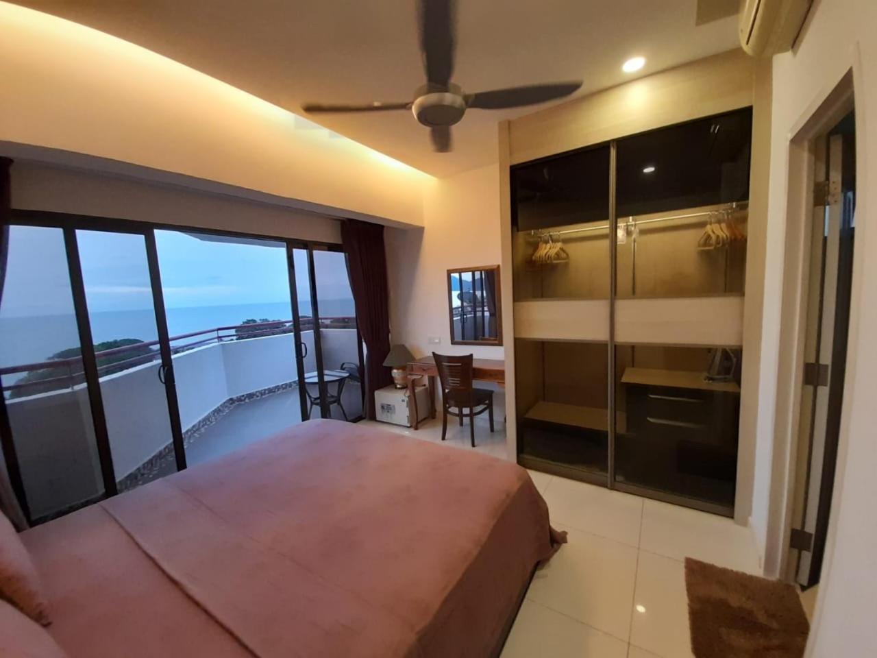 Susie'S Resort Seaview Suites At Sri Sayang باتو فيرينغي المظهر الخارجي الصورة