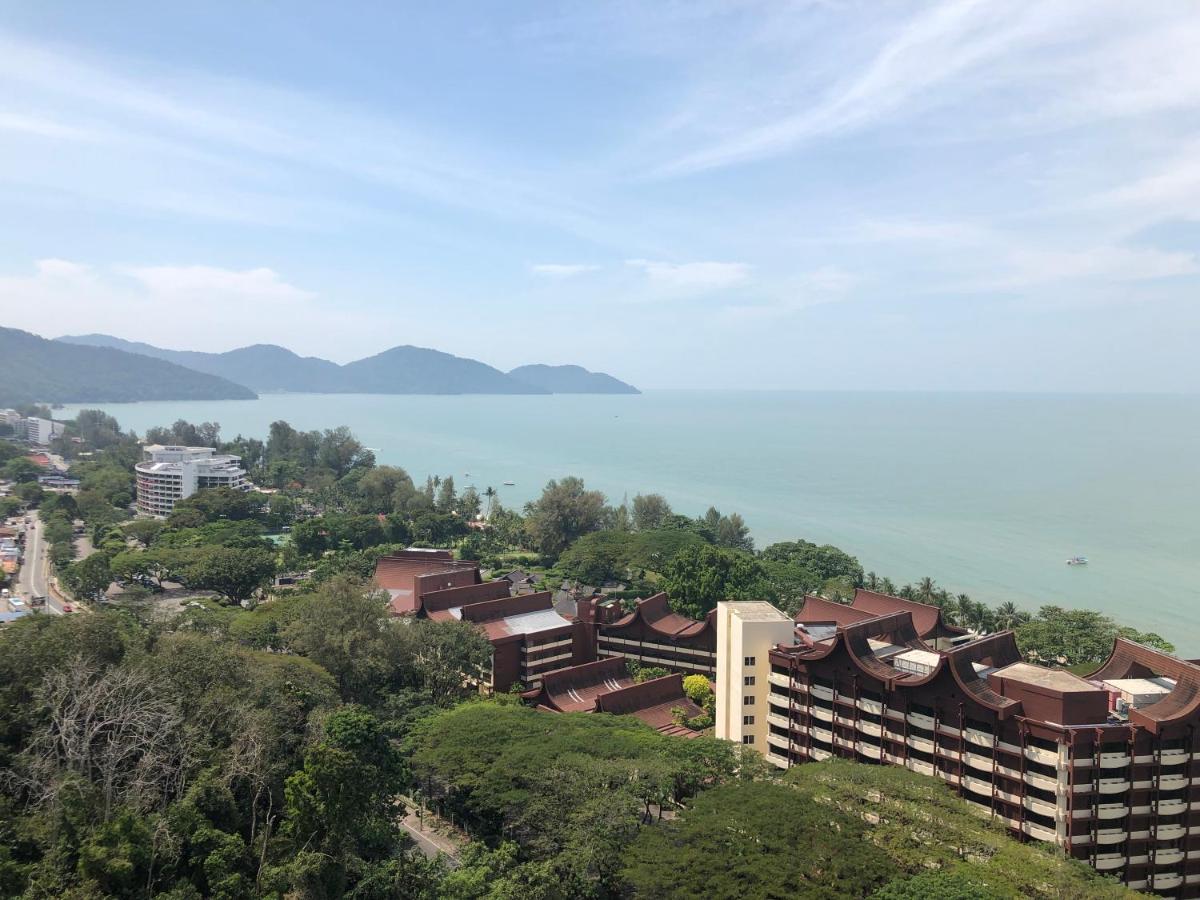 Susie'S Resort Seaview Suites At Sri Sayang باتو فيرينغي المظهر الخارجي الصورة